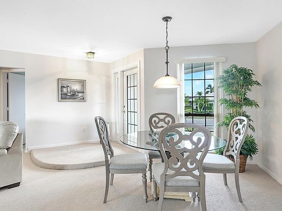 3rd image of 597 Bal Harbor Blvd