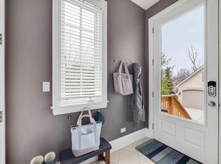 416 Colfax Ave, Clarendon Hills, IL 60514