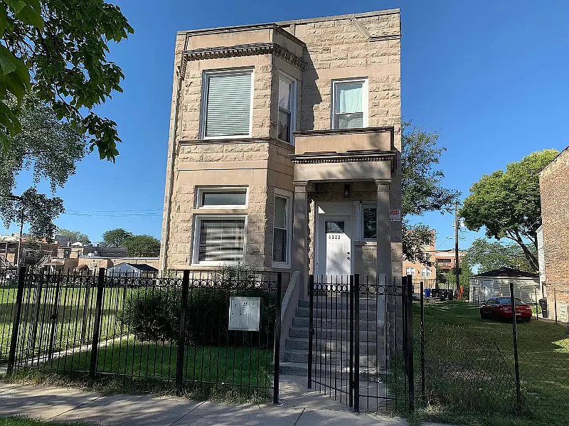 5322 S Indiana Ave #2