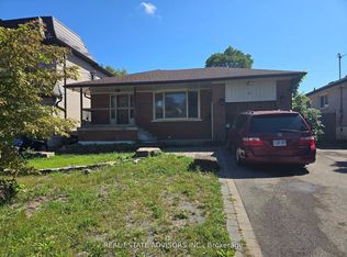 89 Euclid Ave, Toronto, ON M1C1J8