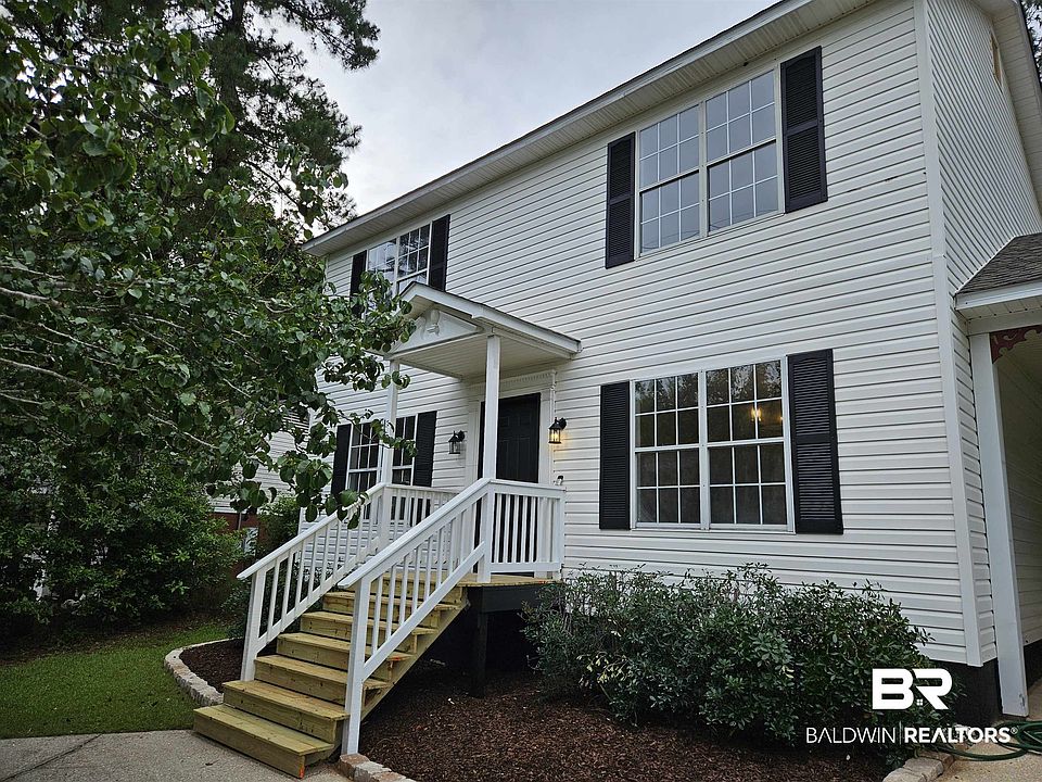 1st image of 343 Ridgewood Dr