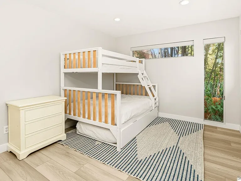 438 La Mesa Ave — Photo 25