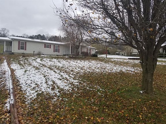 3rd image of 7070 Highway 779