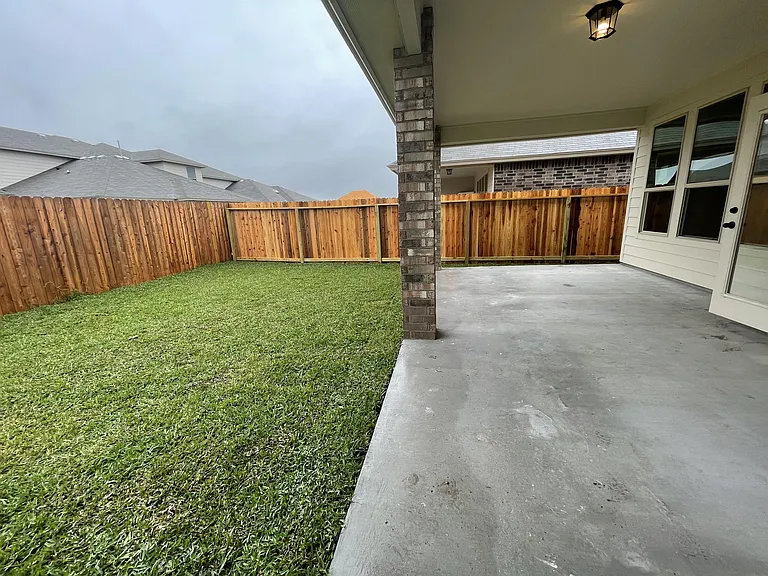 8022 Calma St — Photo 6