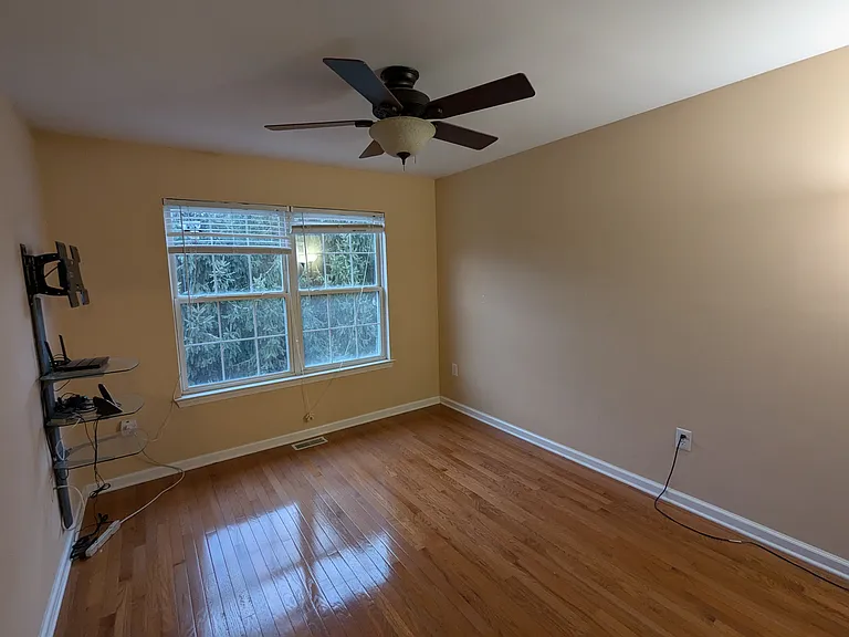 12 Ardmore Pl — Photo 8