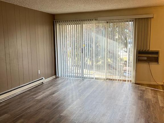 3rd image of 2121 W 4th Ave #107
