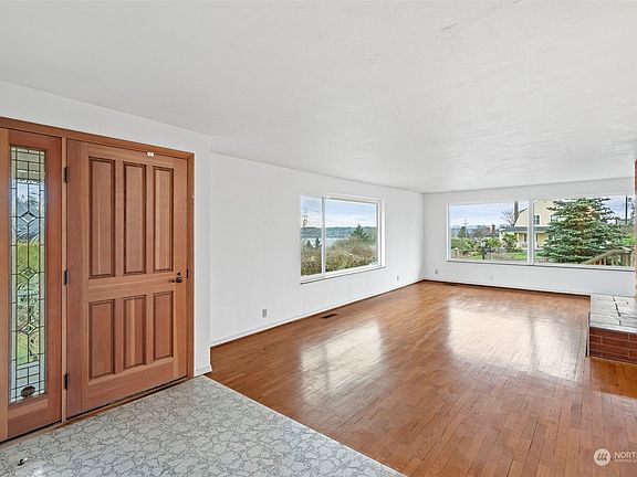 5th image of 3008 N Union Avenue