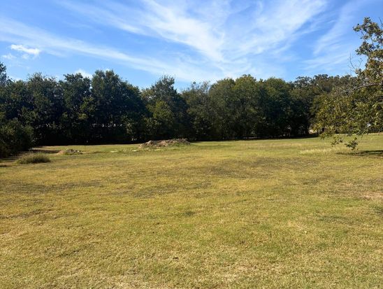316 Market St, Eddy, TX 76524