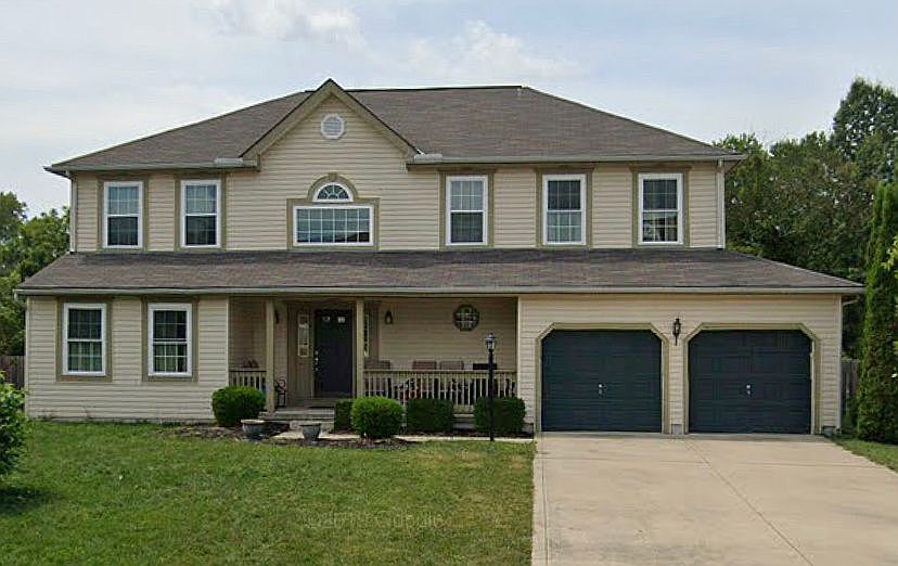 1st image of 41 Knights Bridge Dr W