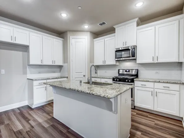 1011 Old Iron Bnd, Euless, TX 76040