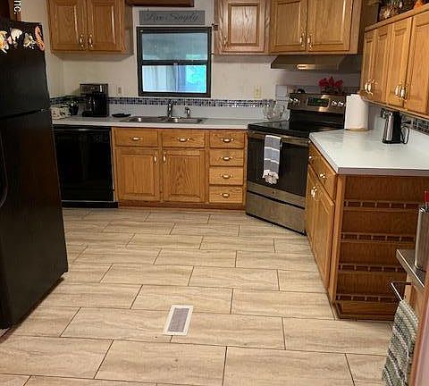 4th image of 1679 Eagle Nest Ln