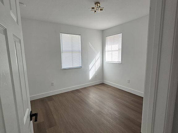 3rd image of 8498 SW 166th Pl