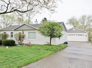 2122 Spansail Dr, Niles, MI 49120