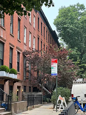 Rented by Joanne Gay Realty Inc | media 16