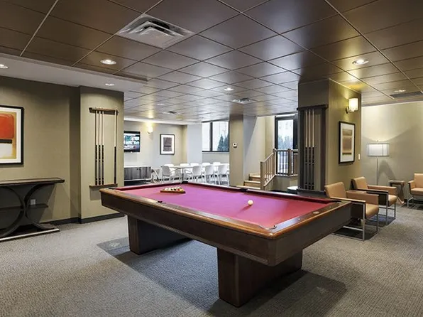 330 East 38th Street image 16 of 20