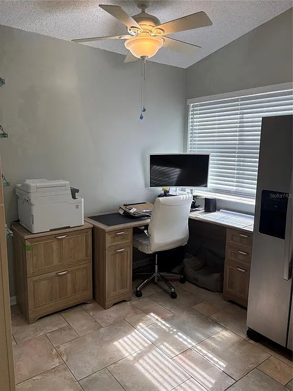 2 bed, 2.0 bath, 1160 sqft, $2,400 — Photo 4