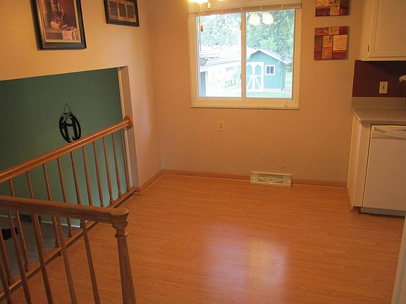 5th image of 6179 Carlyle Dr