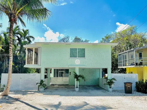 352 Mahogany Dr, Key Largo, FL 33037