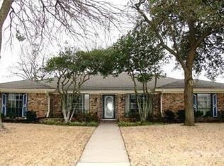 3300 Robin Rd, Plano, TX 75075