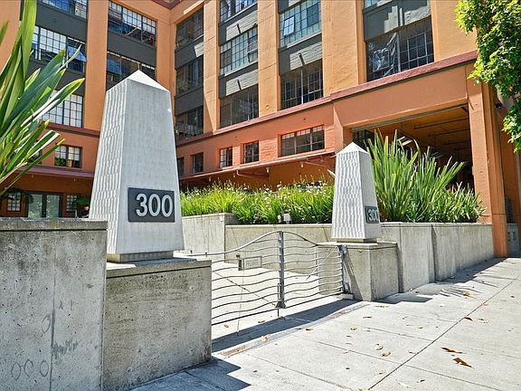 2nd image of 300 Beale St APT 608