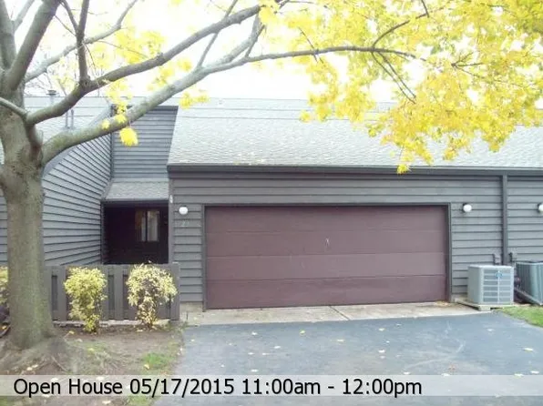 23 Webster Heights Dr, Green Bay, WI 54301