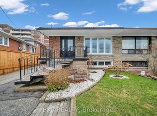 24 Goldcrest Blvd, Toronto, ON