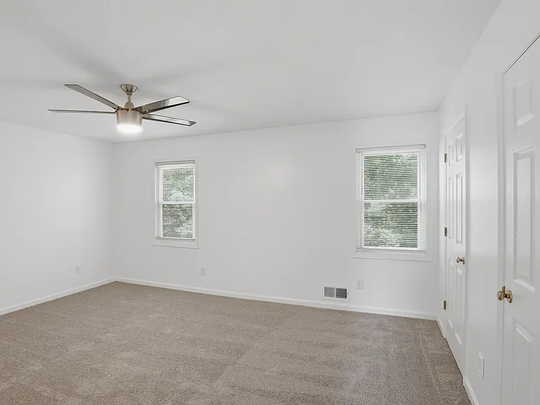 1100 Westfield Trce SE — Photo 13