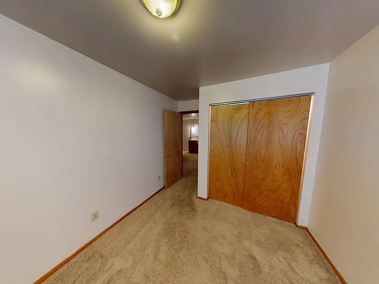 60 Chittenden Ave. SK — Photo 14