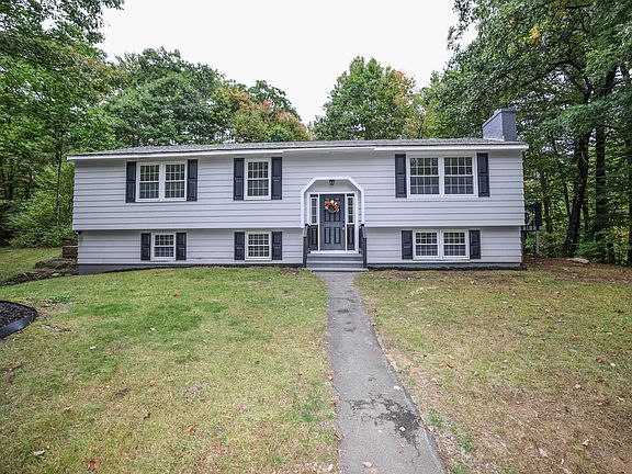 3rd image of 234 Corn Hill Road
