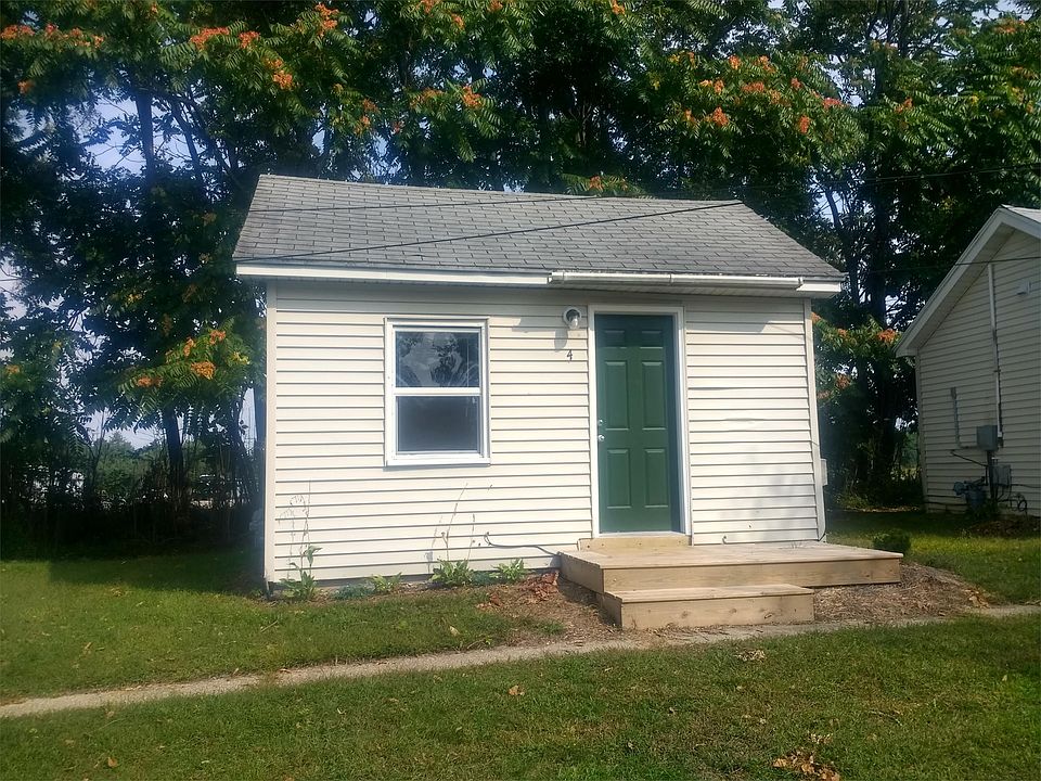 1st image of 11675 Northland Dr NE #11159421