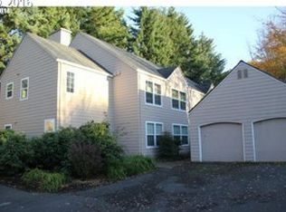 8405 SW Curry Dr, Wilsonville, OR 97070
