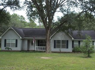 10645 Old Pascagoula Rd, Grand Bay, AL 36541