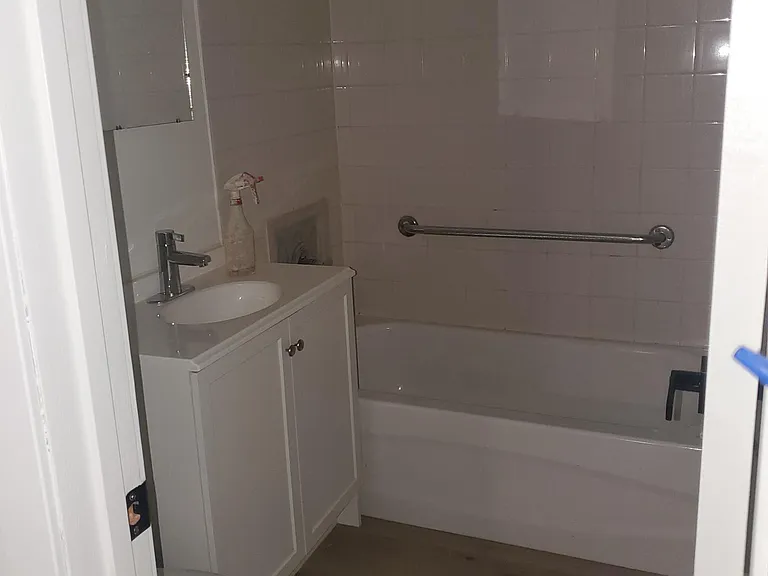 387 Edison Ave — Photo 15