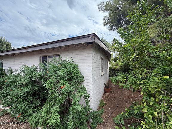 4th image of 4713 E DEVONSHIRE Avenue