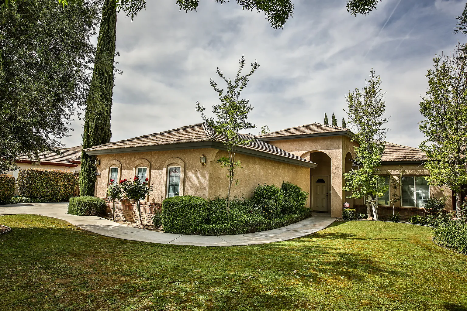 10108 Manhattan Dr photo 1