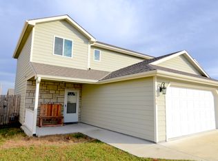 2606 Blueline Cir, Manhattan, KS 66502