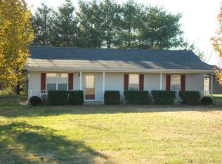 23 Buckchaise Ln, Morgantown, KY 42261