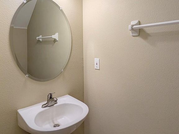5th image of 7511 Scarlet Ibis Ln #7511