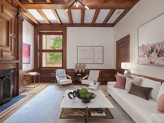 5th image of 40 W 74th St APT 1
