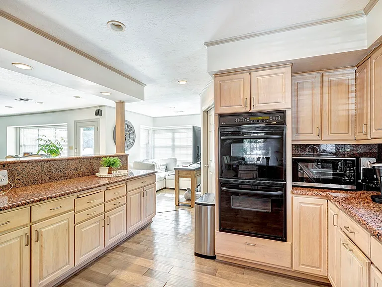 12511 Boheme Dr — Photo 9