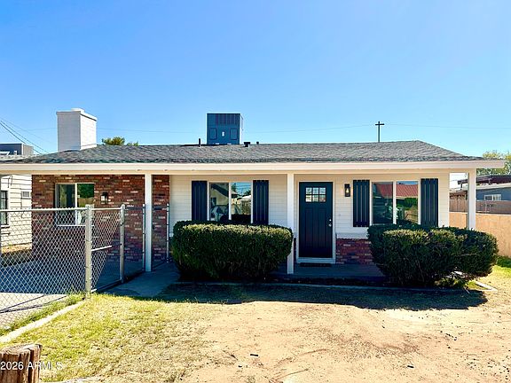 2nd image of 408 N MORRISON Avenue