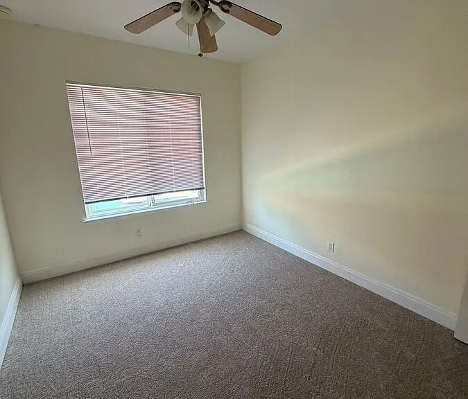 3937 Goodwin Ave — Photo 9