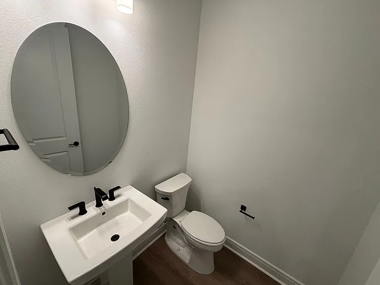 6360 SW 82nd Ter — Photo 2