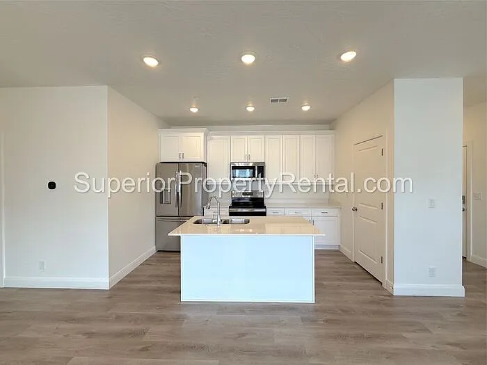 5801 S Garnet Dr #5204 — Photo 7