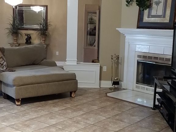 4th image of 710 Arrowhead Dr