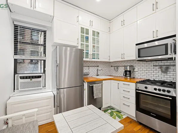 622 West 114th Street image 2 of 8