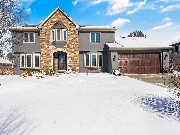 2nd image of 974 Farrington Dr