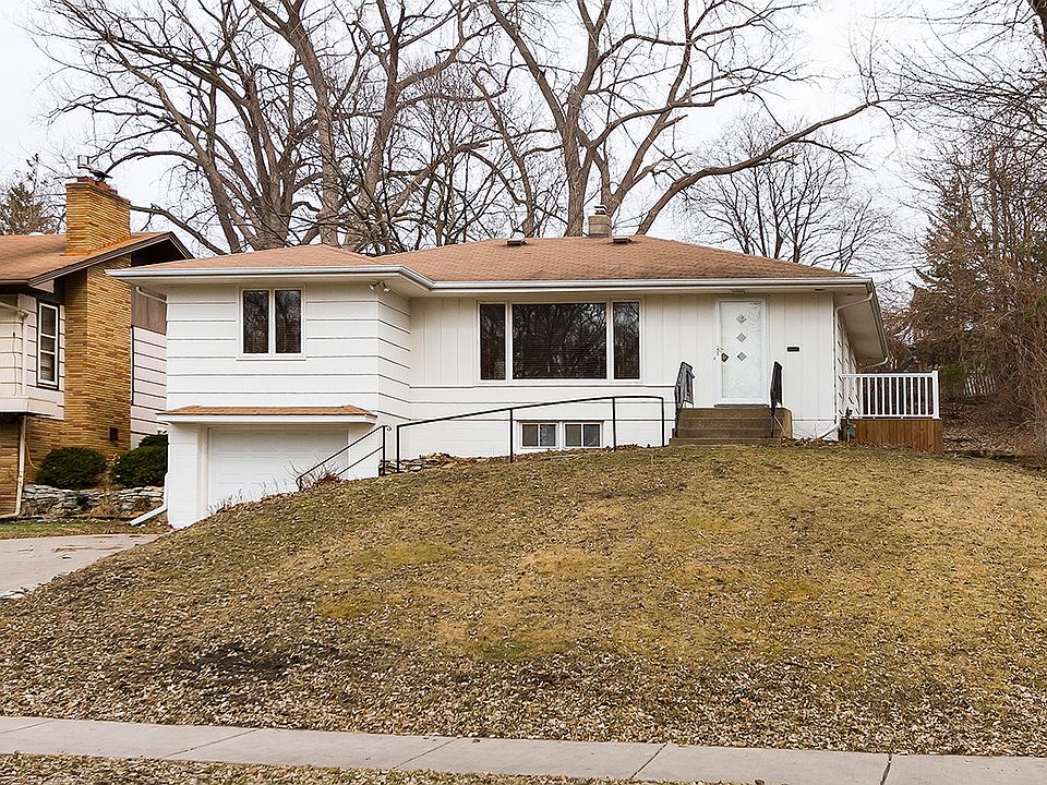 1st image of 1030 Saint Paul Ave