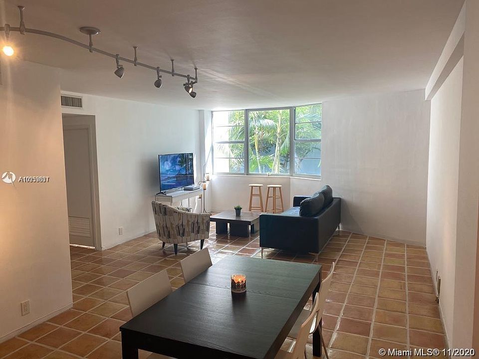 1st image of 3301 NE 5th Ave APT 207