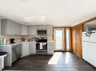 28-30 Templeton Pkwy, Watertown, MA 02472